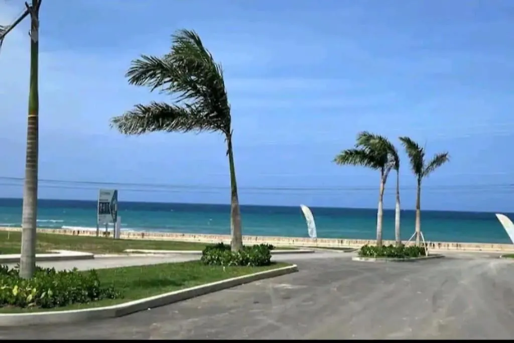 Welcome To Our Ocean View Villa! ルーシー 0*,